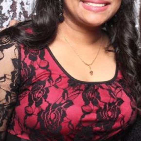 Red and Black Bodycon Cocktail Dress - Picture 5 of 5